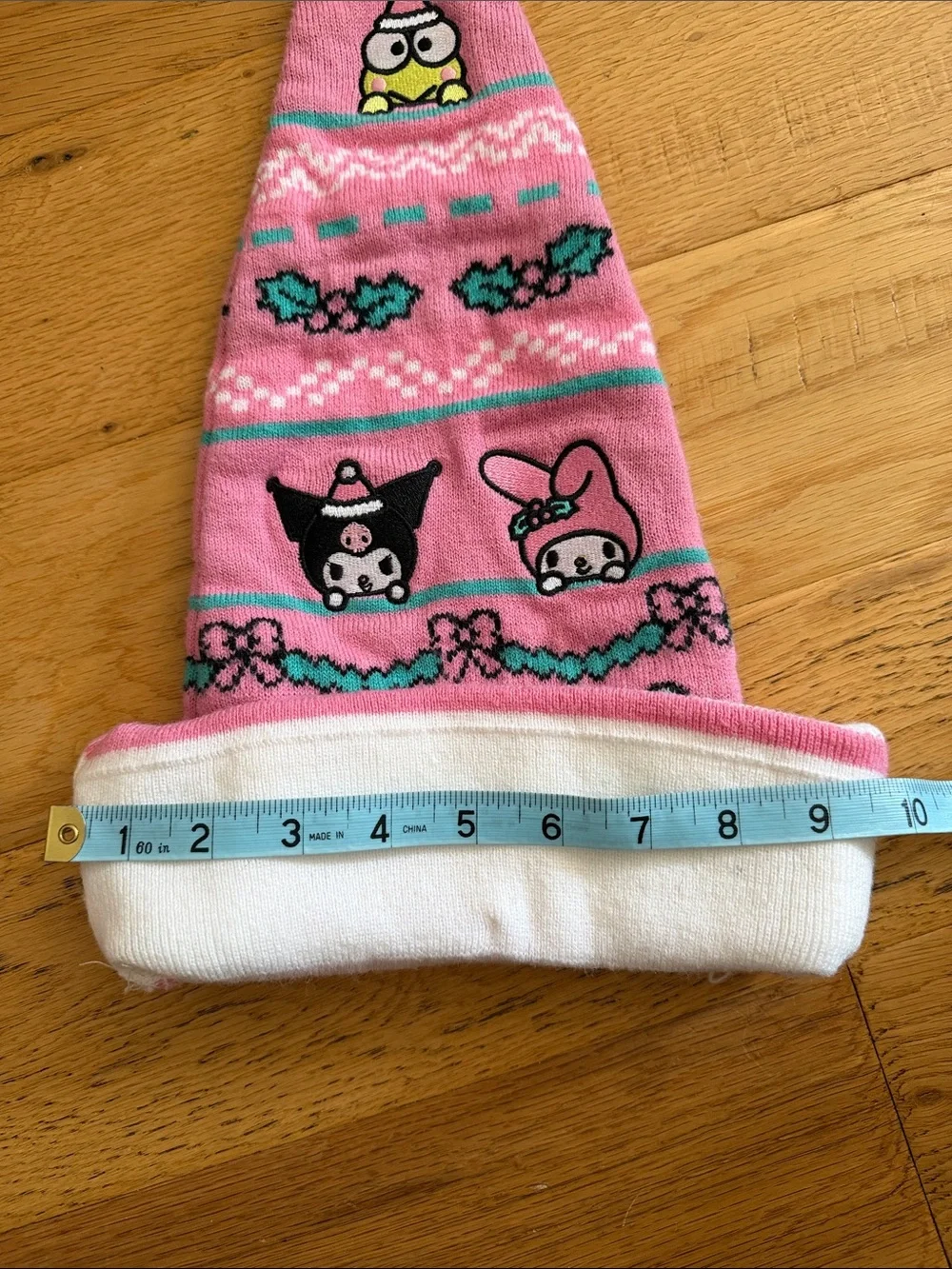 Sanrio festive knit